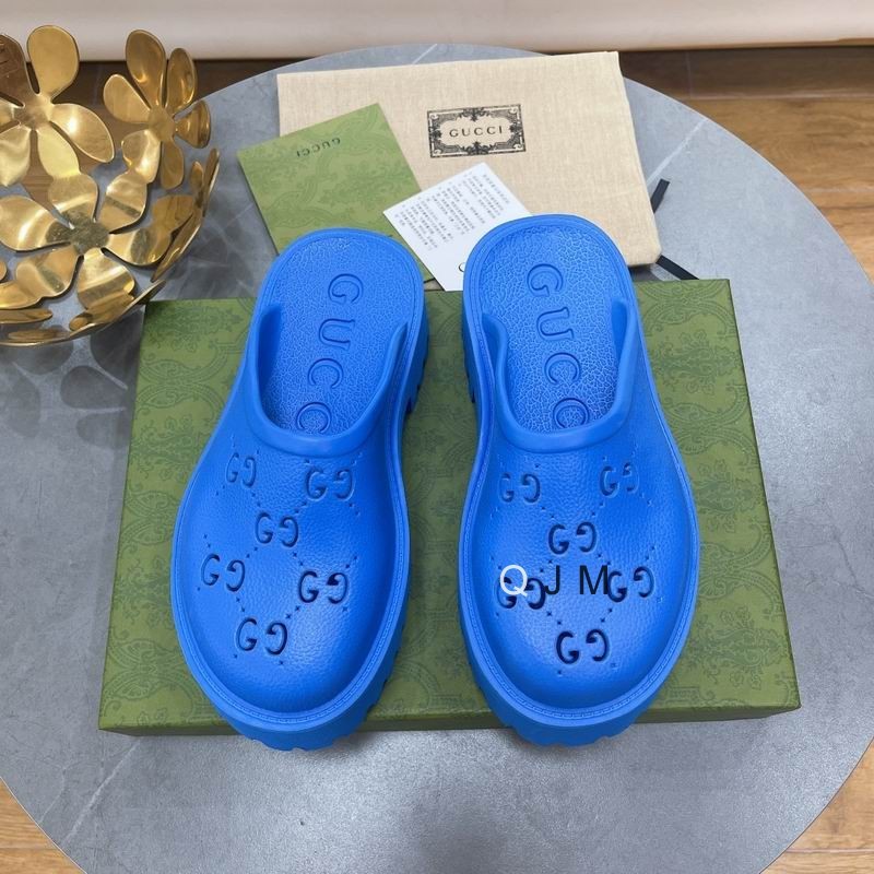 Gucci Men's Slippers 211